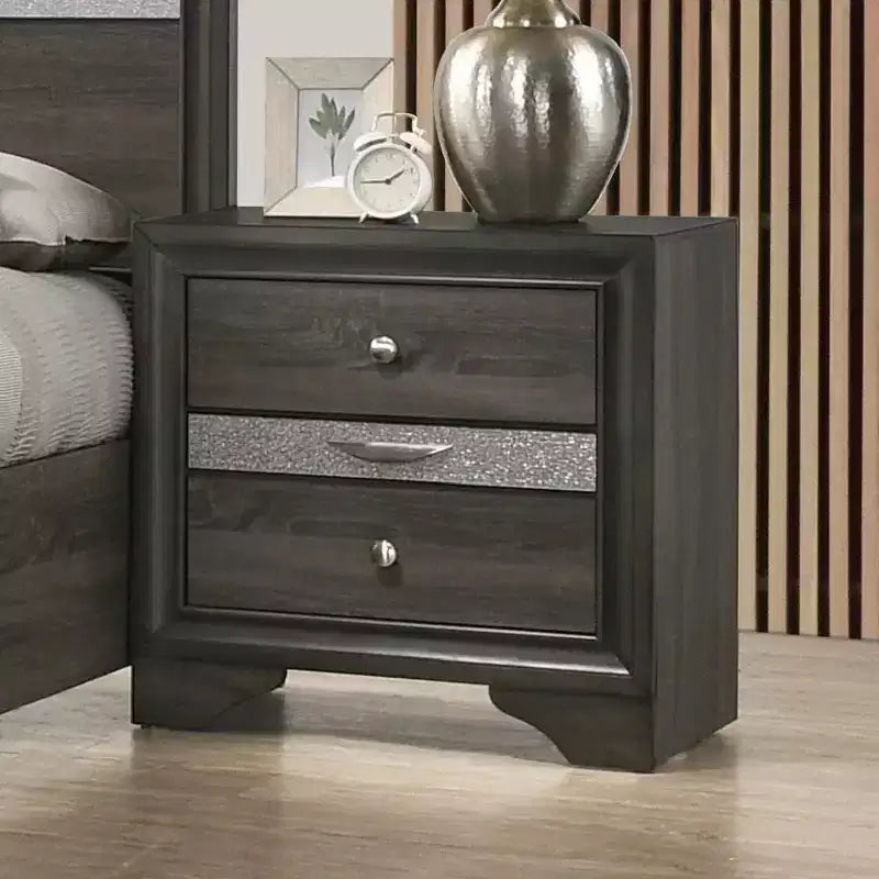 Comodino Contemporaneo 1 pezzo, Finitura Grigia, Accenti Argento, Cassetto Nascosto Portagioie, Pomello Tondo Nichel, Mobile Comodino per Camera da Letto