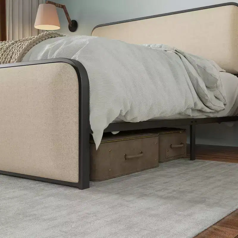 Struttura letto King moderna in metallo con testiera imbottita e contenitore