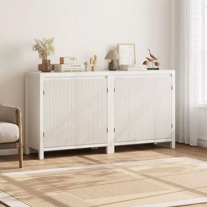 Mobile contenitore in rattan, credenza a buffet in legno con ante e ripiani, piccolo mobile console con contenitore per l'ingresso, beige